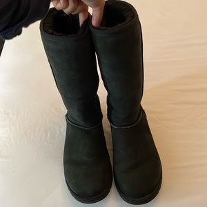 UGG classic tall boot